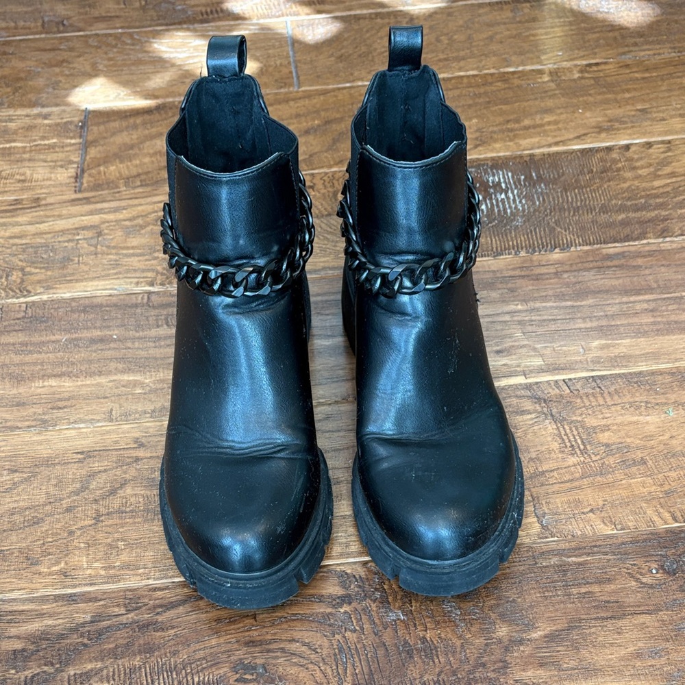 Madden Girl Black Ankle Boots with Chain Detail